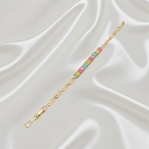 Boutique Jewelry - Candy Crush 18K Yellow Gold Plated Bracelet NWOT